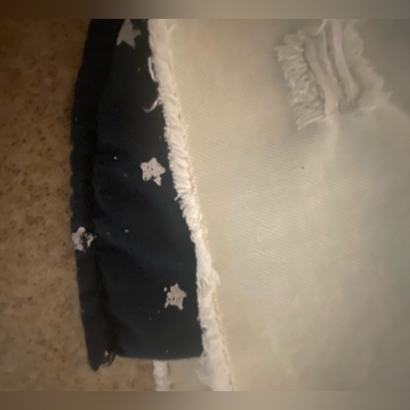 Women’s Denim Red & White Embroidered Jean Shorts Size 9 Perfect for 4th of July - Picture 7 of 16